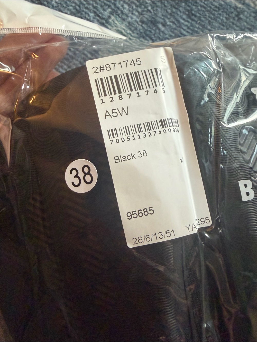 Size 38 Black Roamers - Bearefoot - Picture 6 of 6